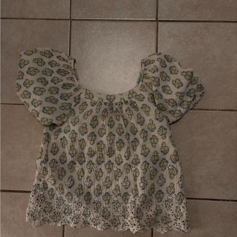 Solitaire Floral Patterned Top with Yellow and Blue Accents